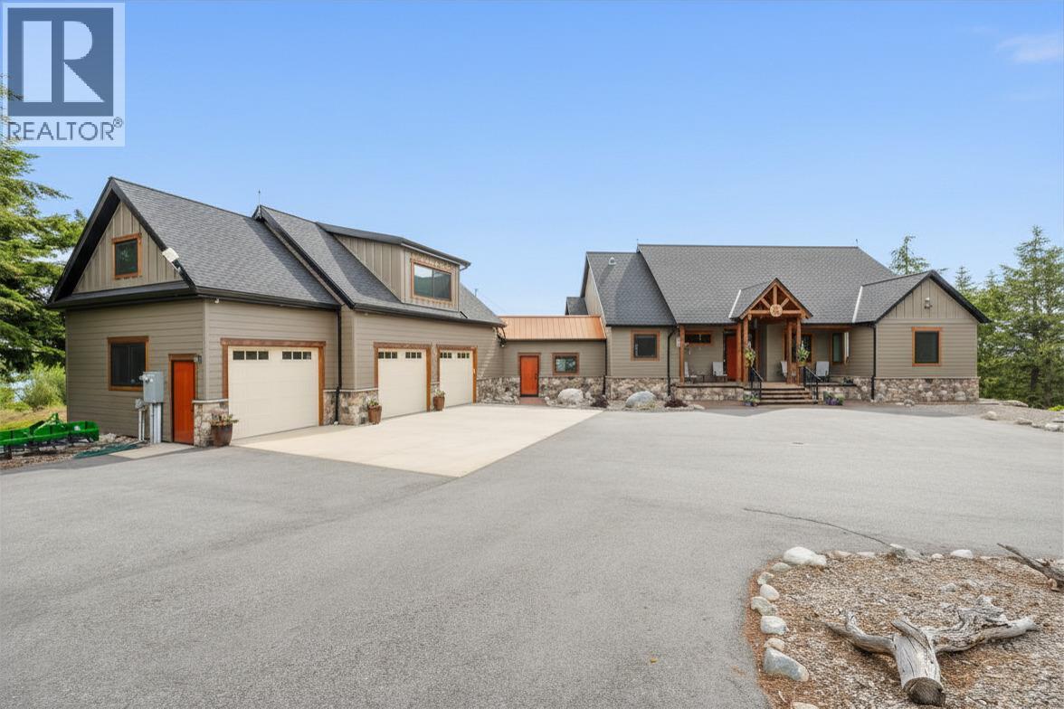 935 Eagle Place