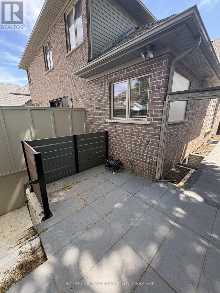 71 STELLA STREET