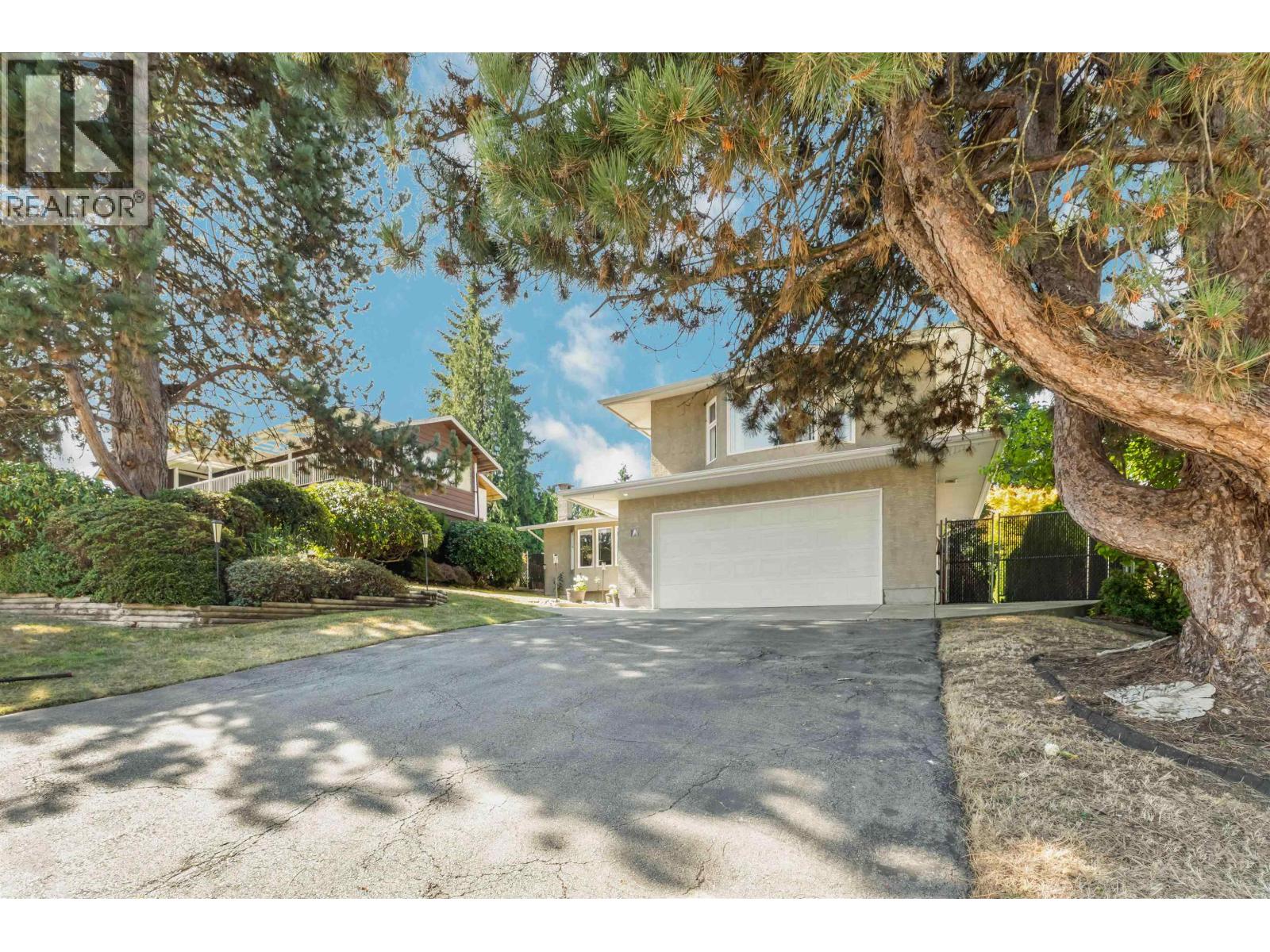 1167 VICTORY DRIVE