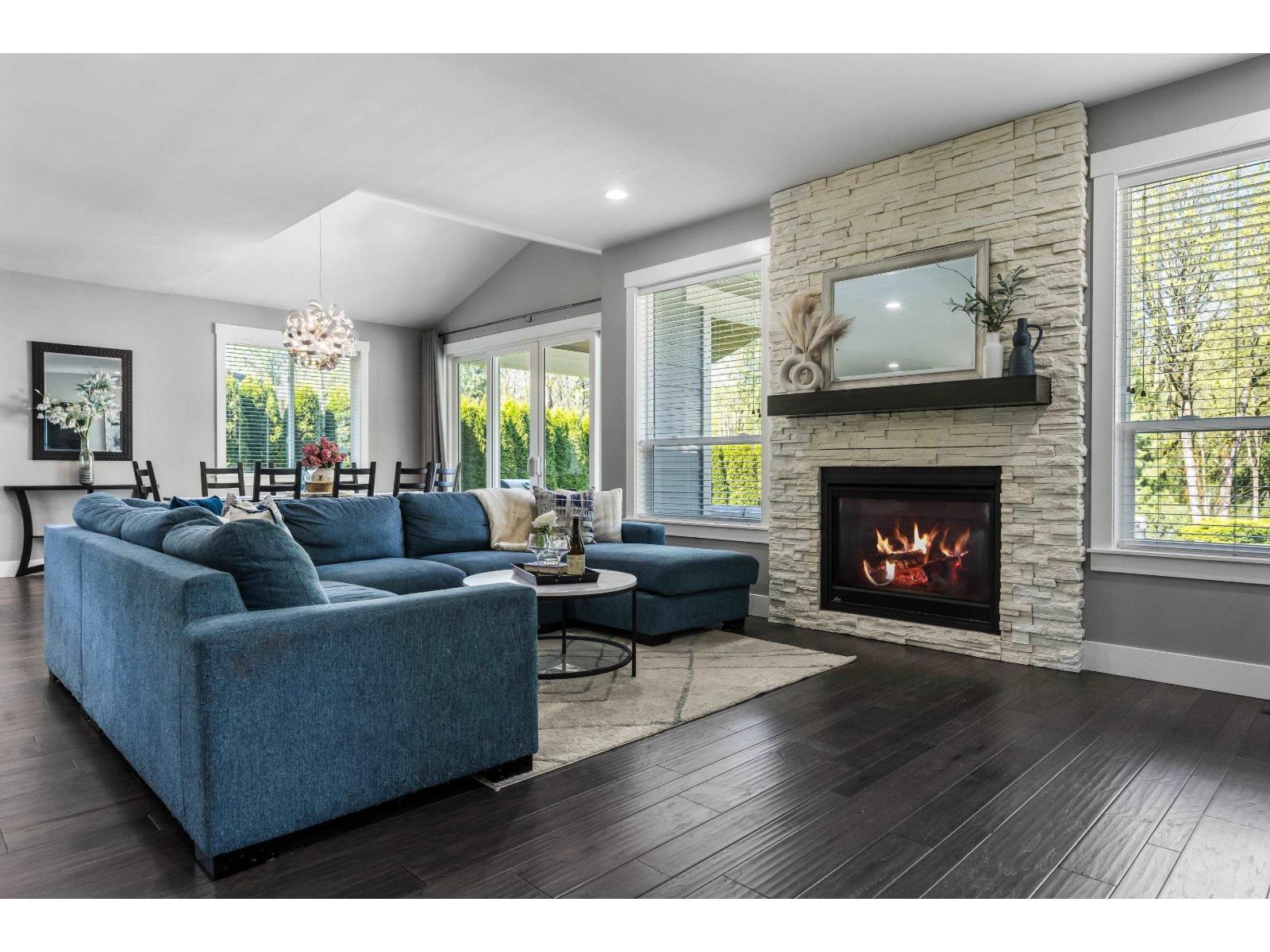 10427 WOODROSE PLACE, Popkum