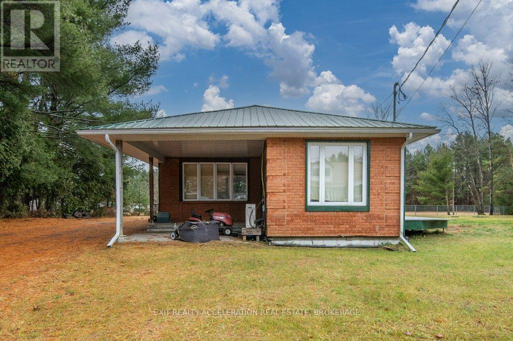 14 WEST PARK LANE - Photo 4