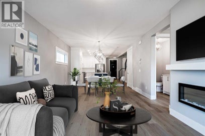925 Reynolds Lane SW Airdrie AB T4B 5L7