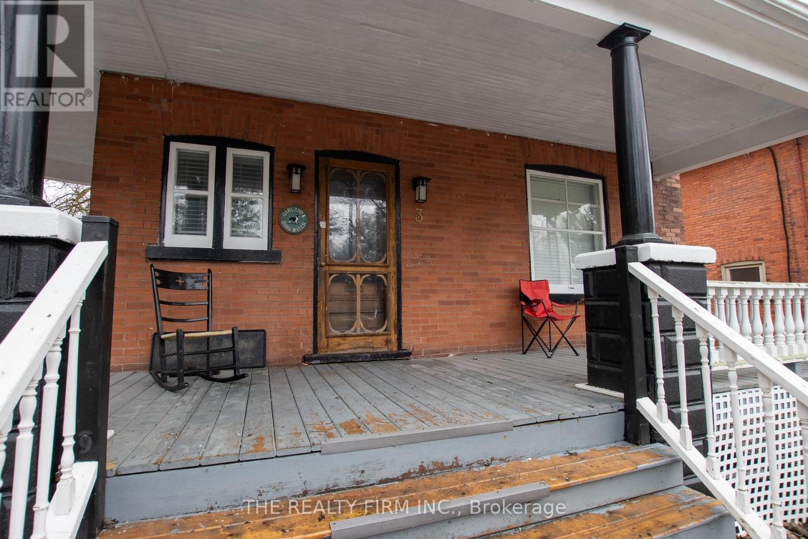 3 DALY AVENUE