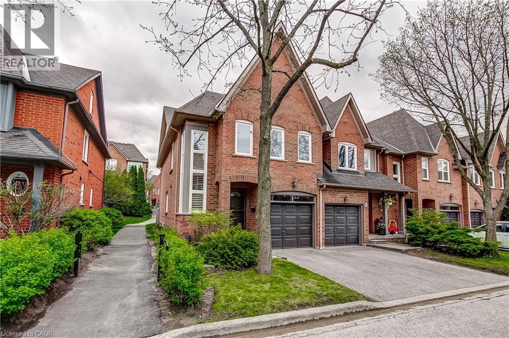 1084 W QUEEN Street W Unit# 8B