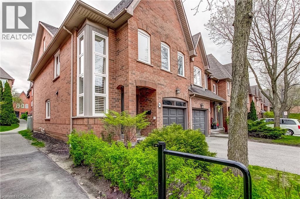 1084 W QUEEN Street W Unit# 8B