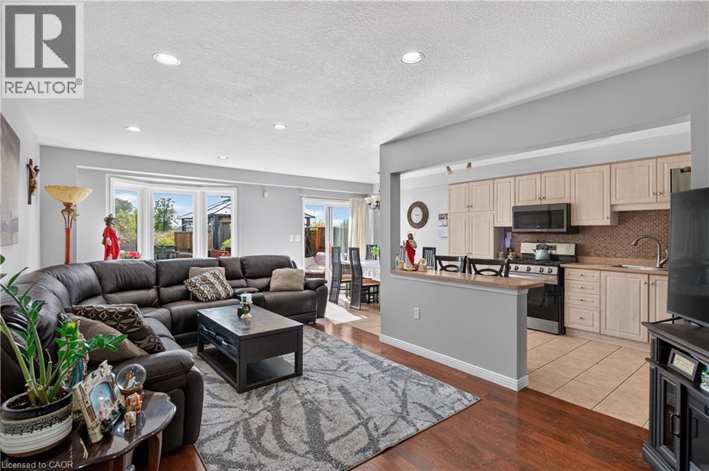 40 FAIRHAVEN Drive