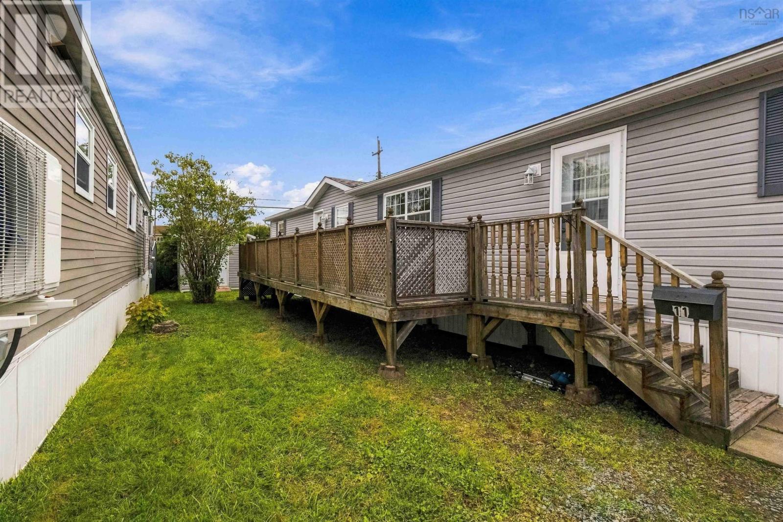 11 Wilson Avenue - Photo 2