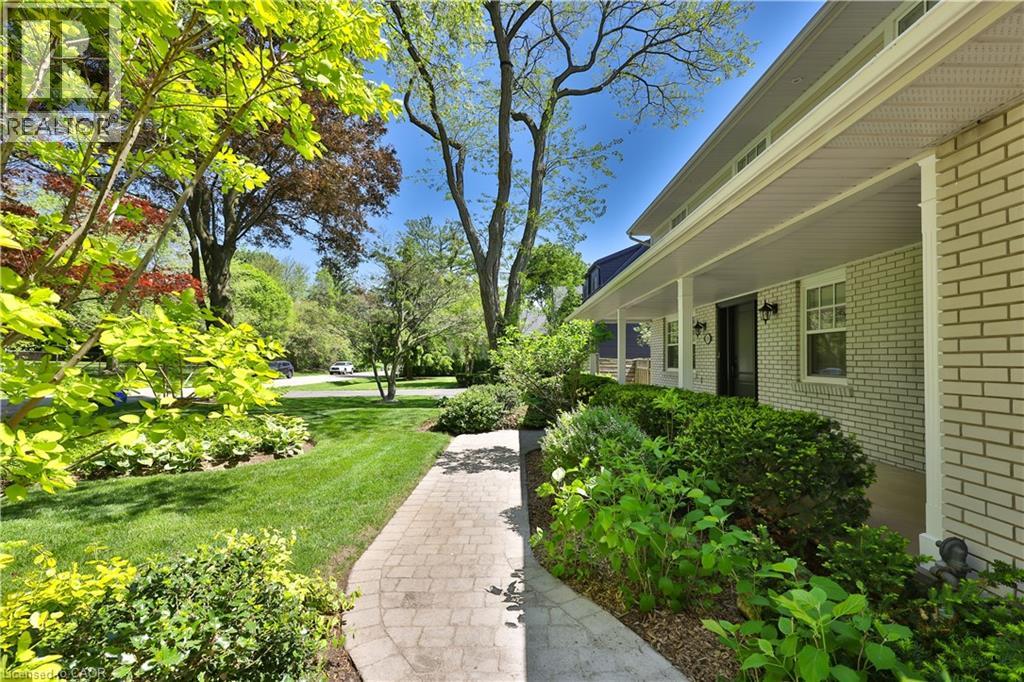 1268 HILLHURST Road