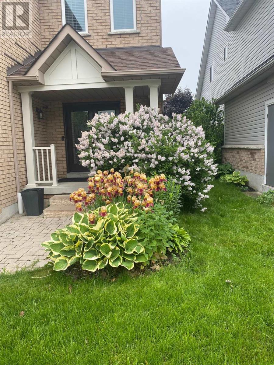 440 Whitby Shores Greenway - Photo 4