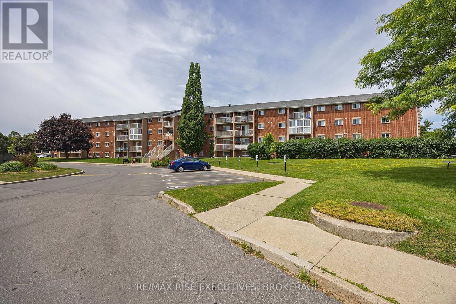 118 - 580 ARMSTRONG ROAD
