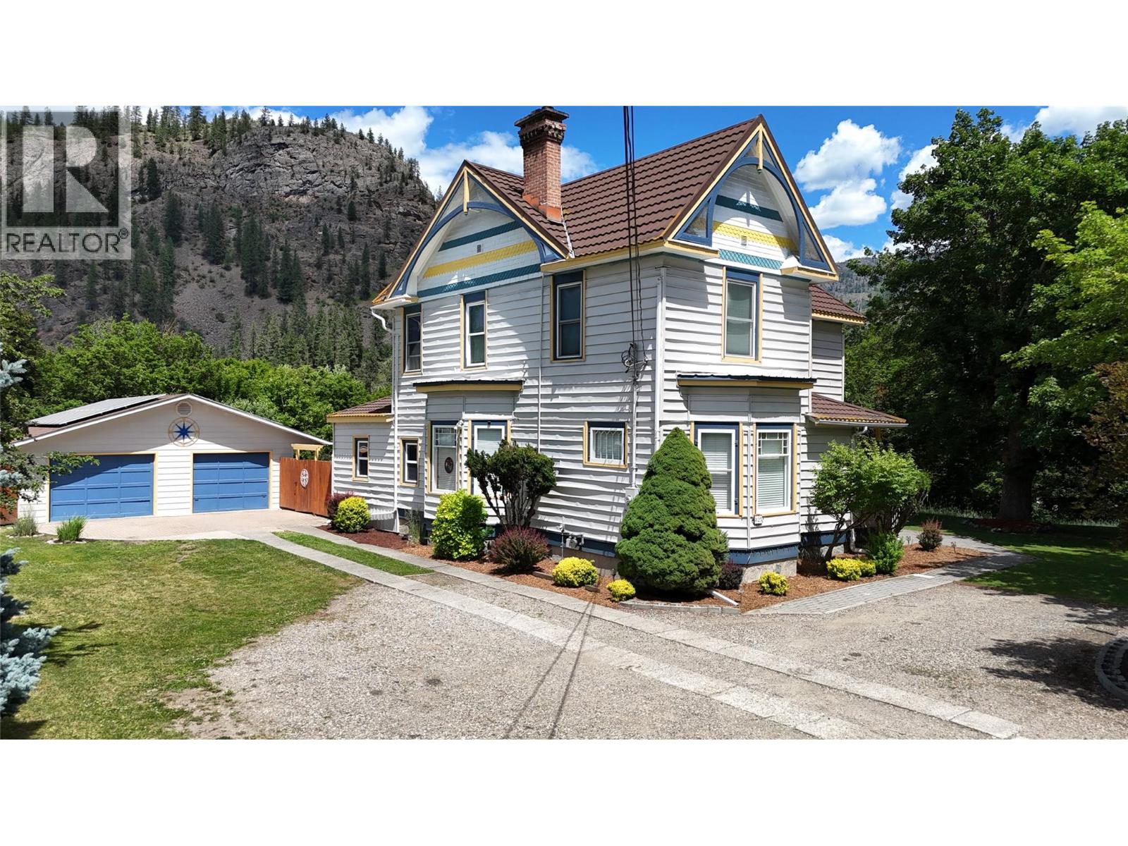 825 Central Avenue