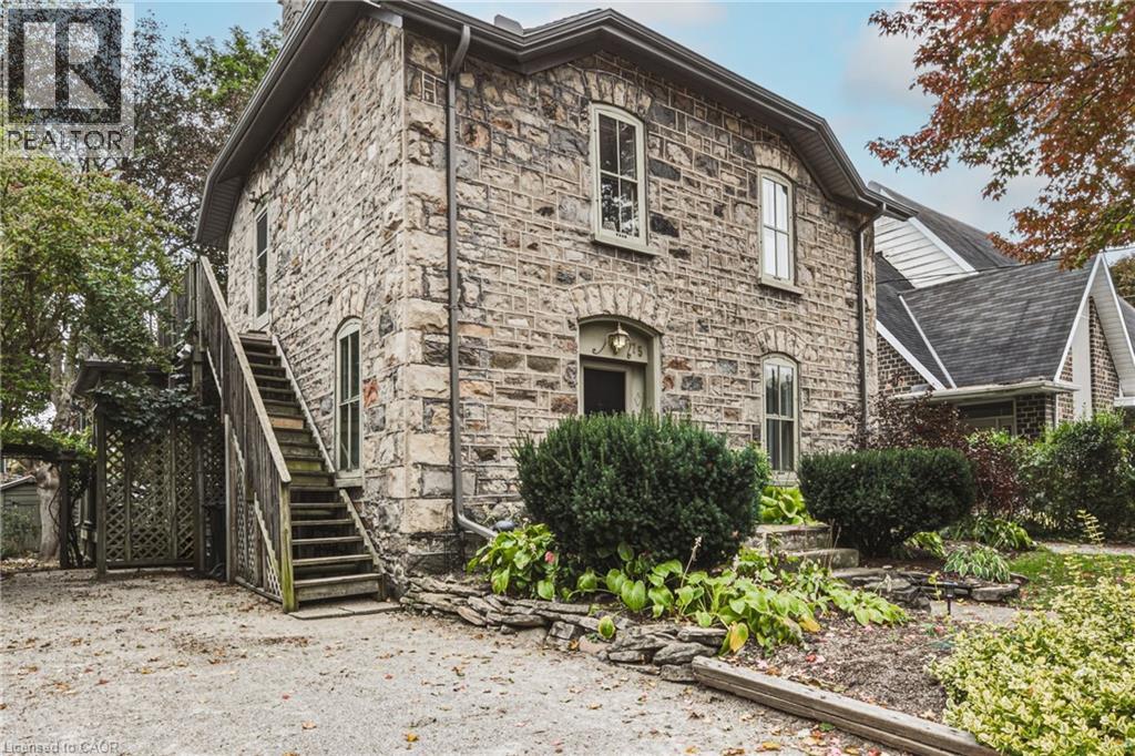 75 POLLOCK Avenue