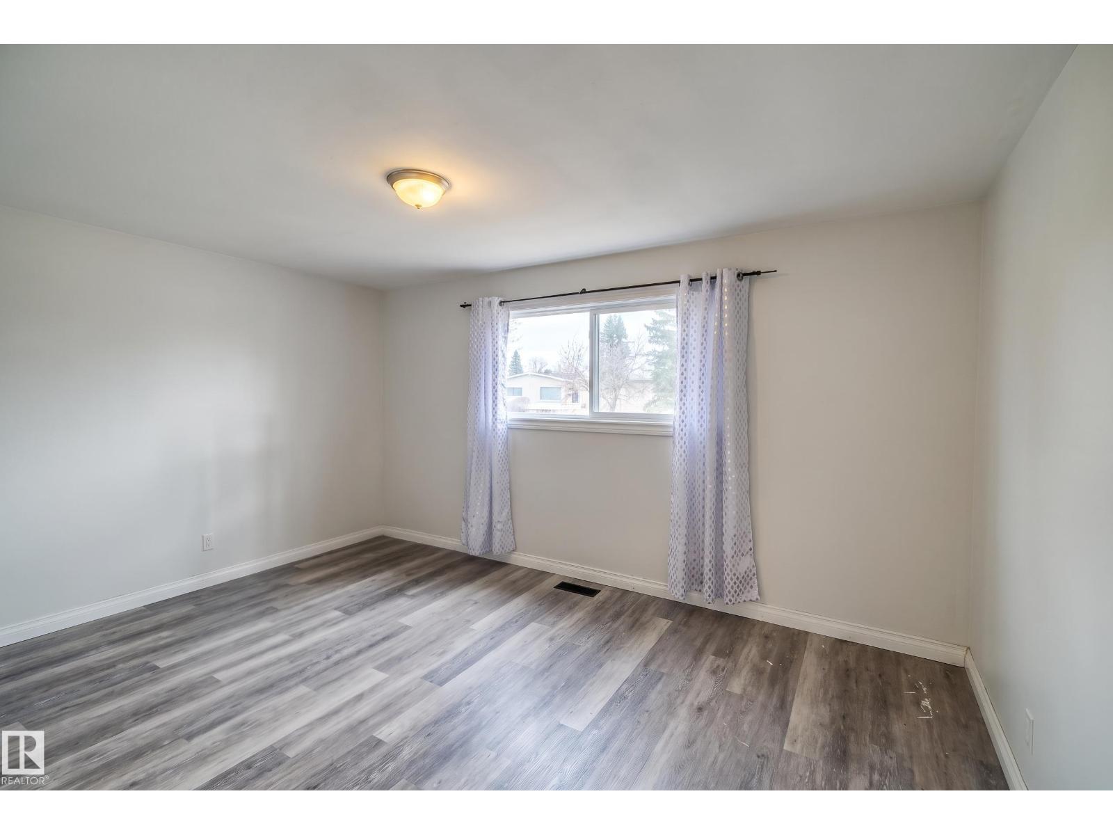 13536 119 ST NW
