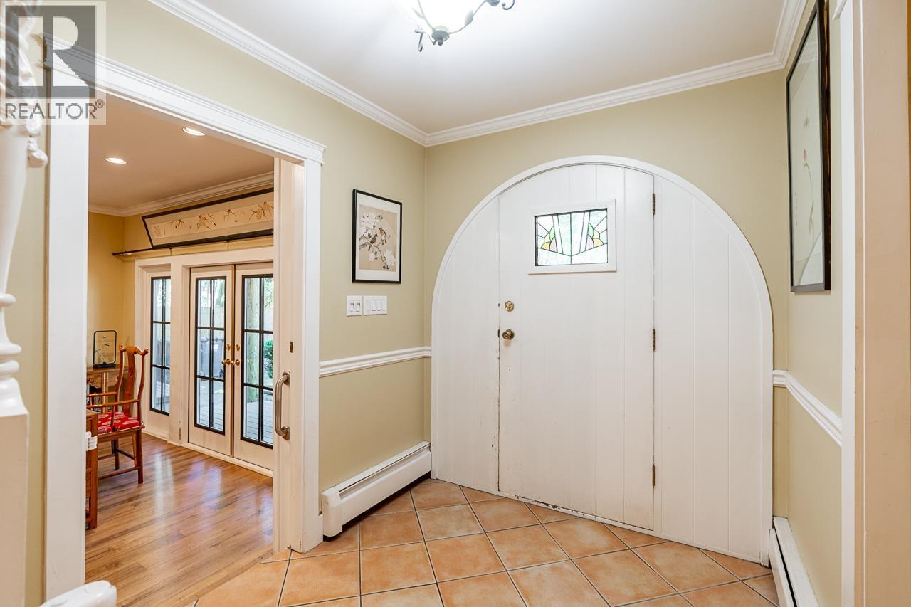 4346 CAPILANO ROAD