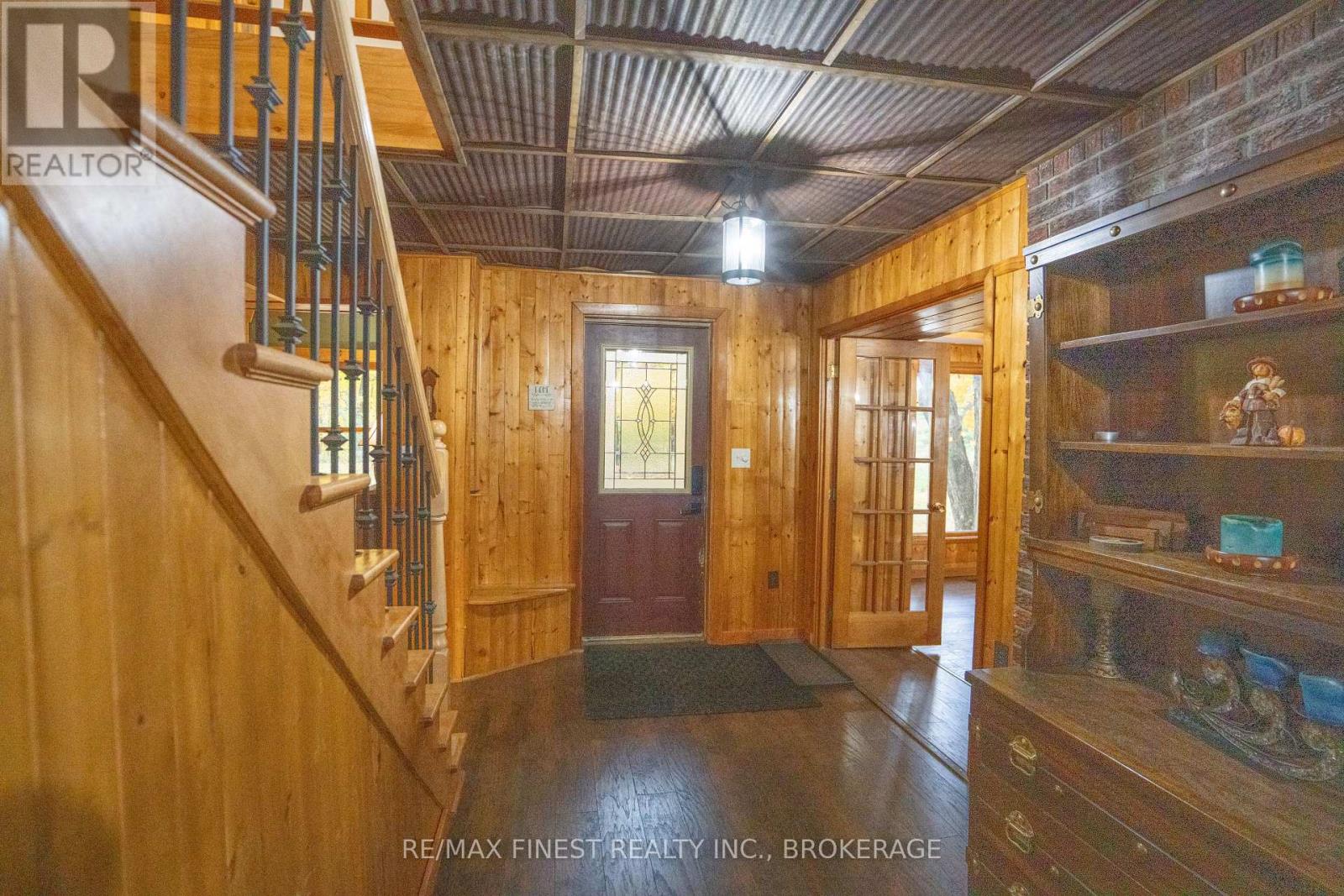82 BOBS LAKE ROAD
