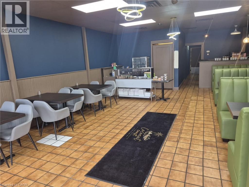 450 WOODLAWN W