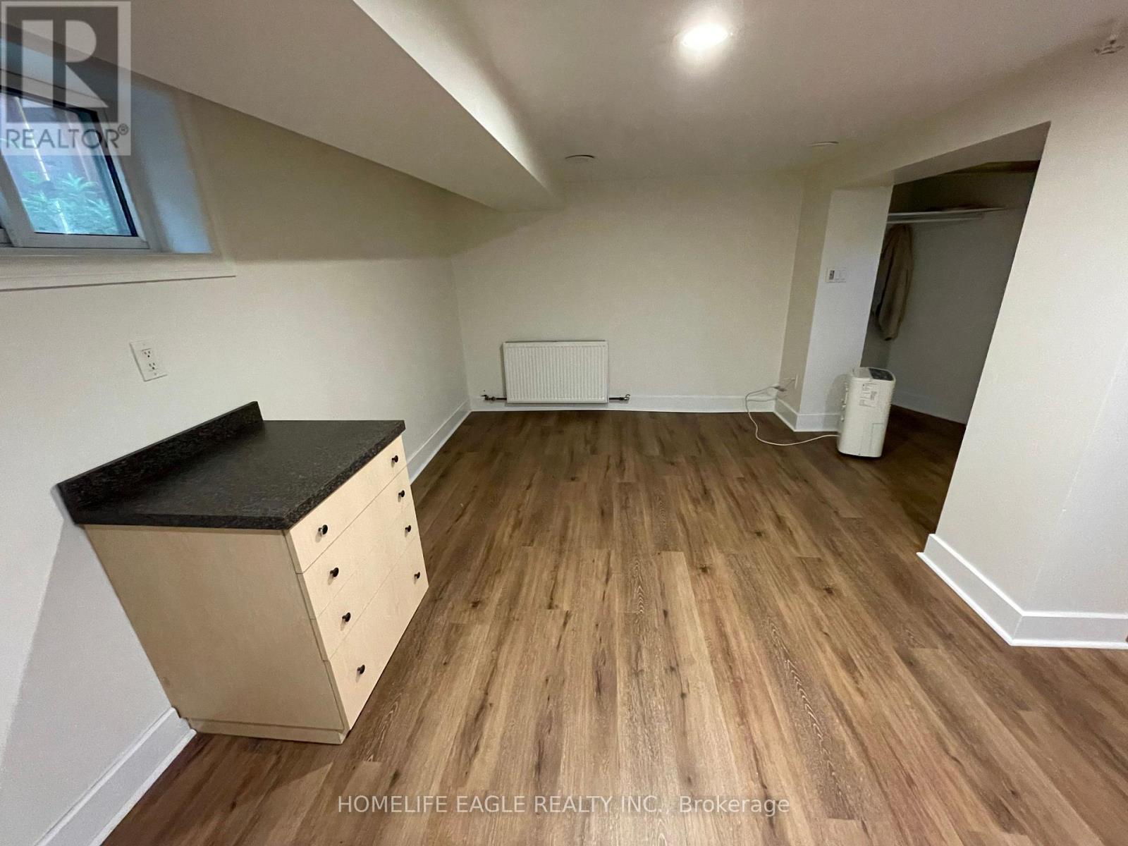 LOWER LEVEL - 1277 BROADVIEW AVENUE