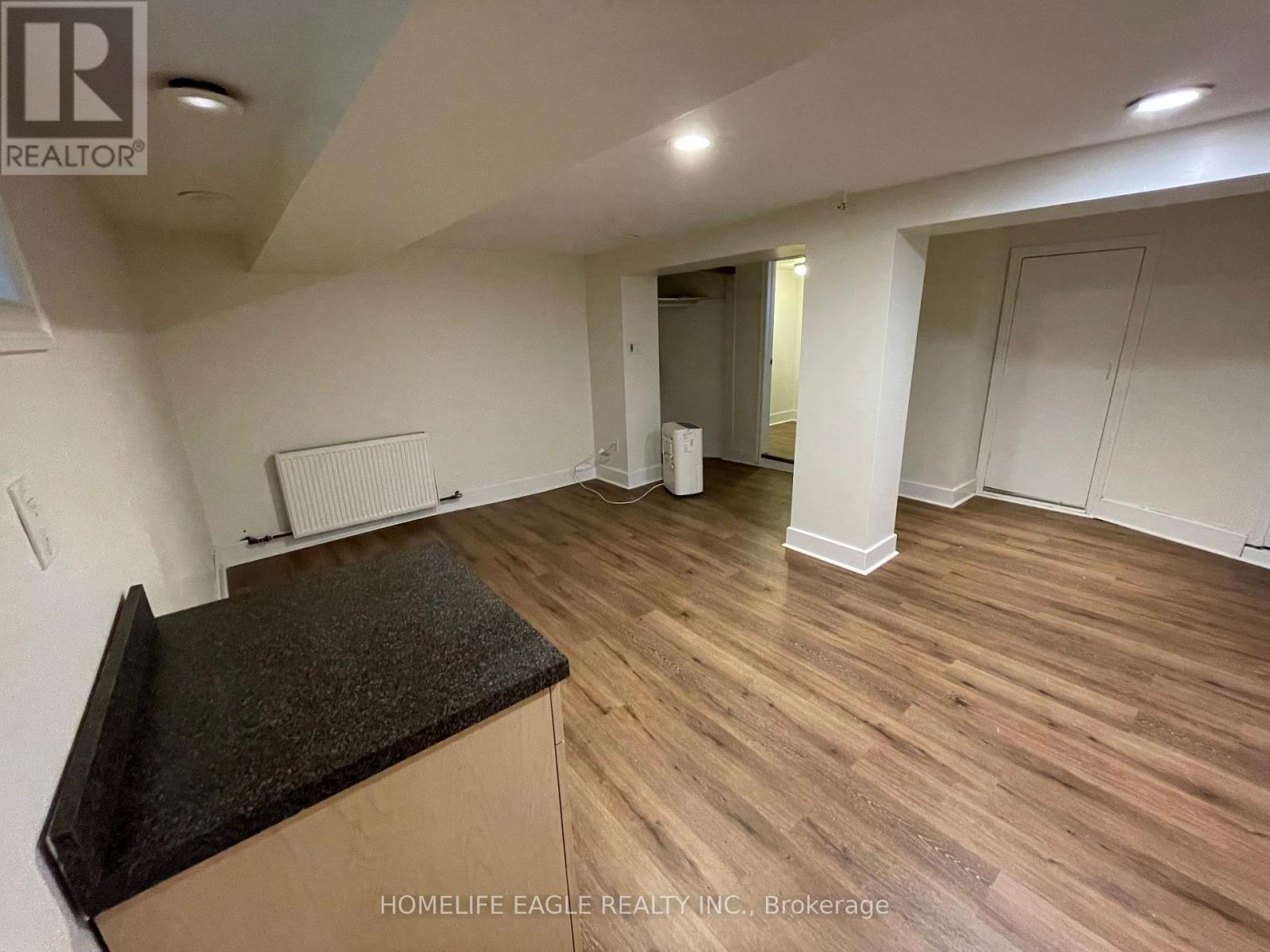 LOWER LEVEL - 1277 BROADVIEW AVENUE