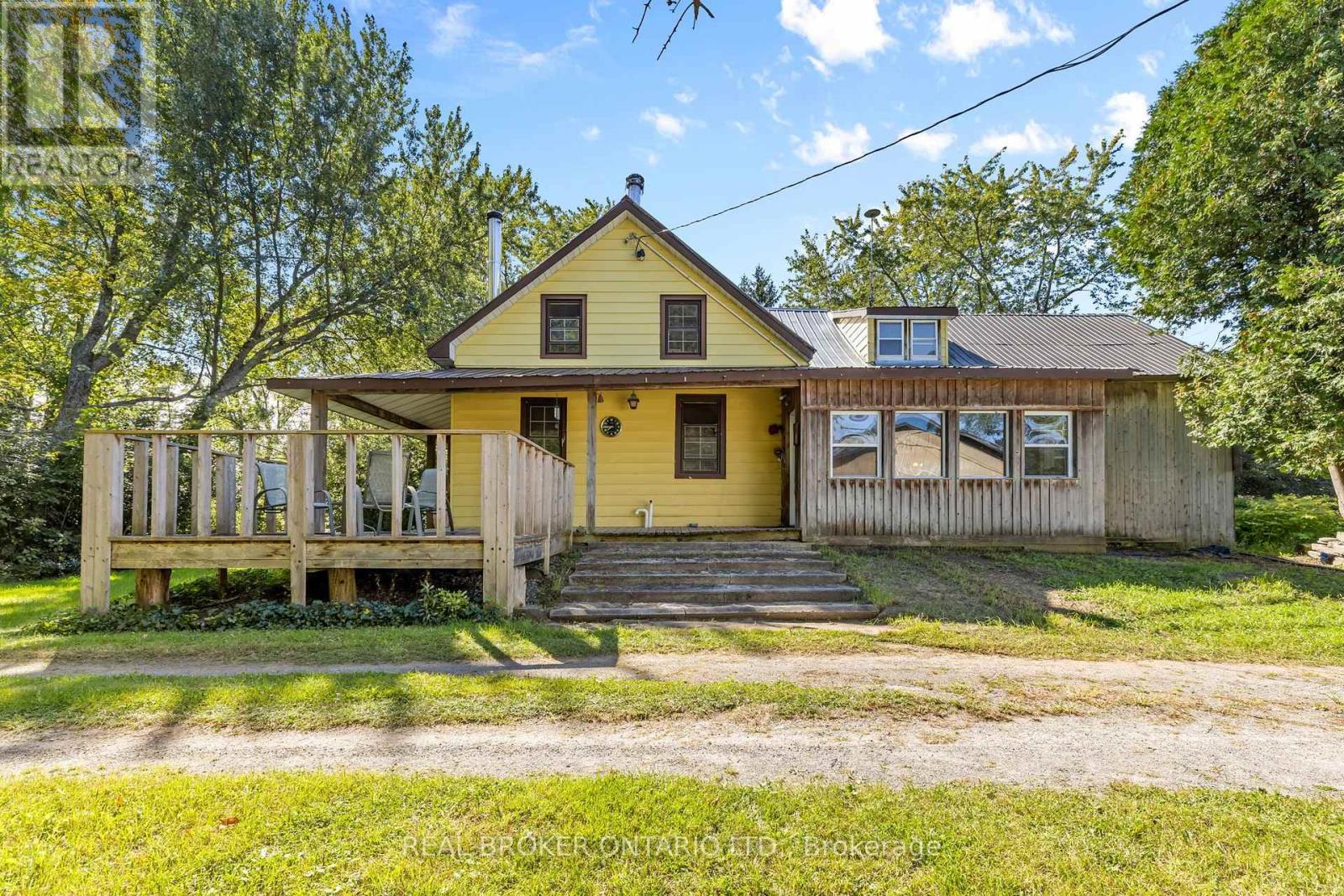 875 SNOWDONS CRNRS ROAD
