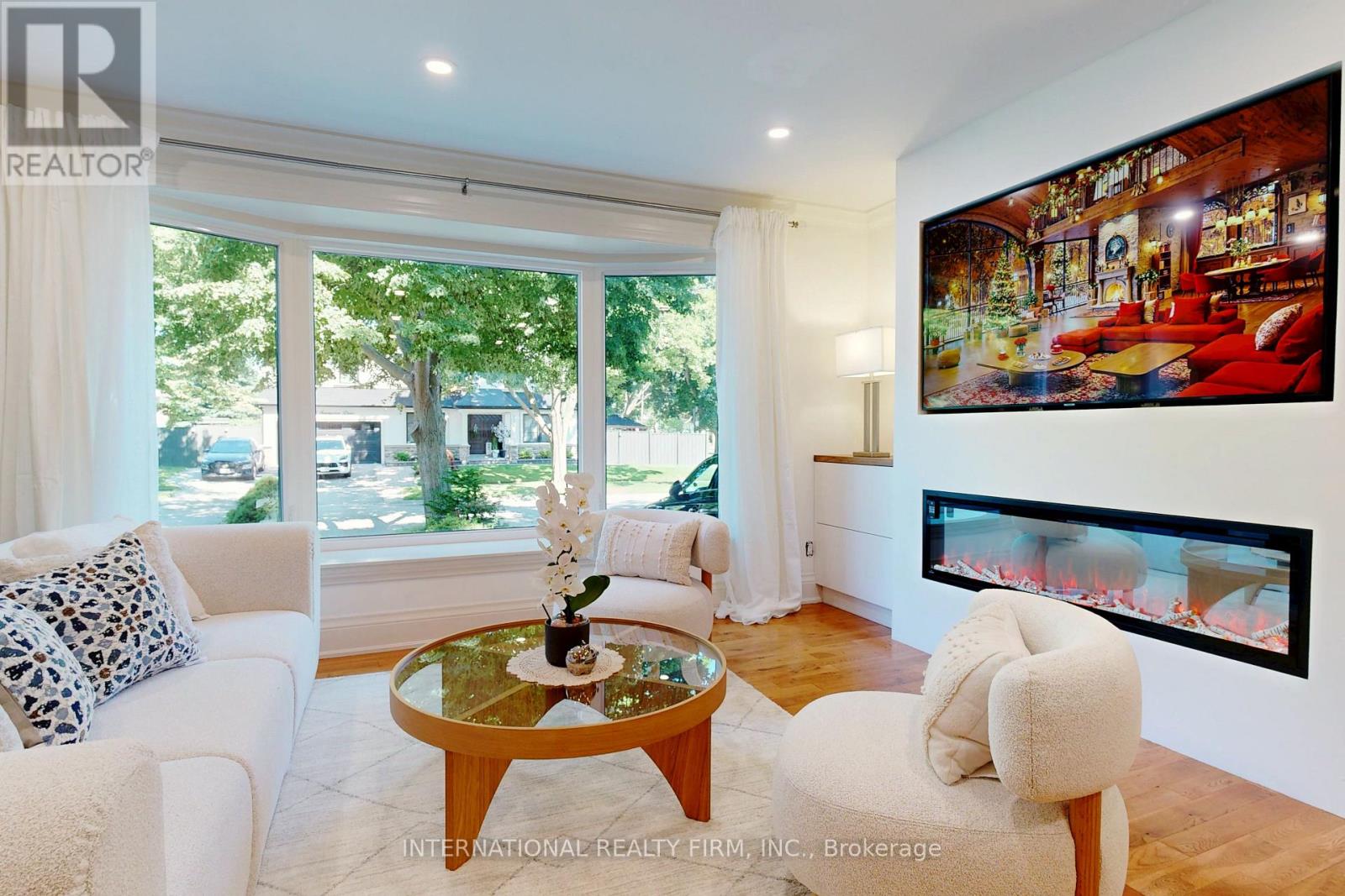 1594 SUNNYCOVE DRIVE