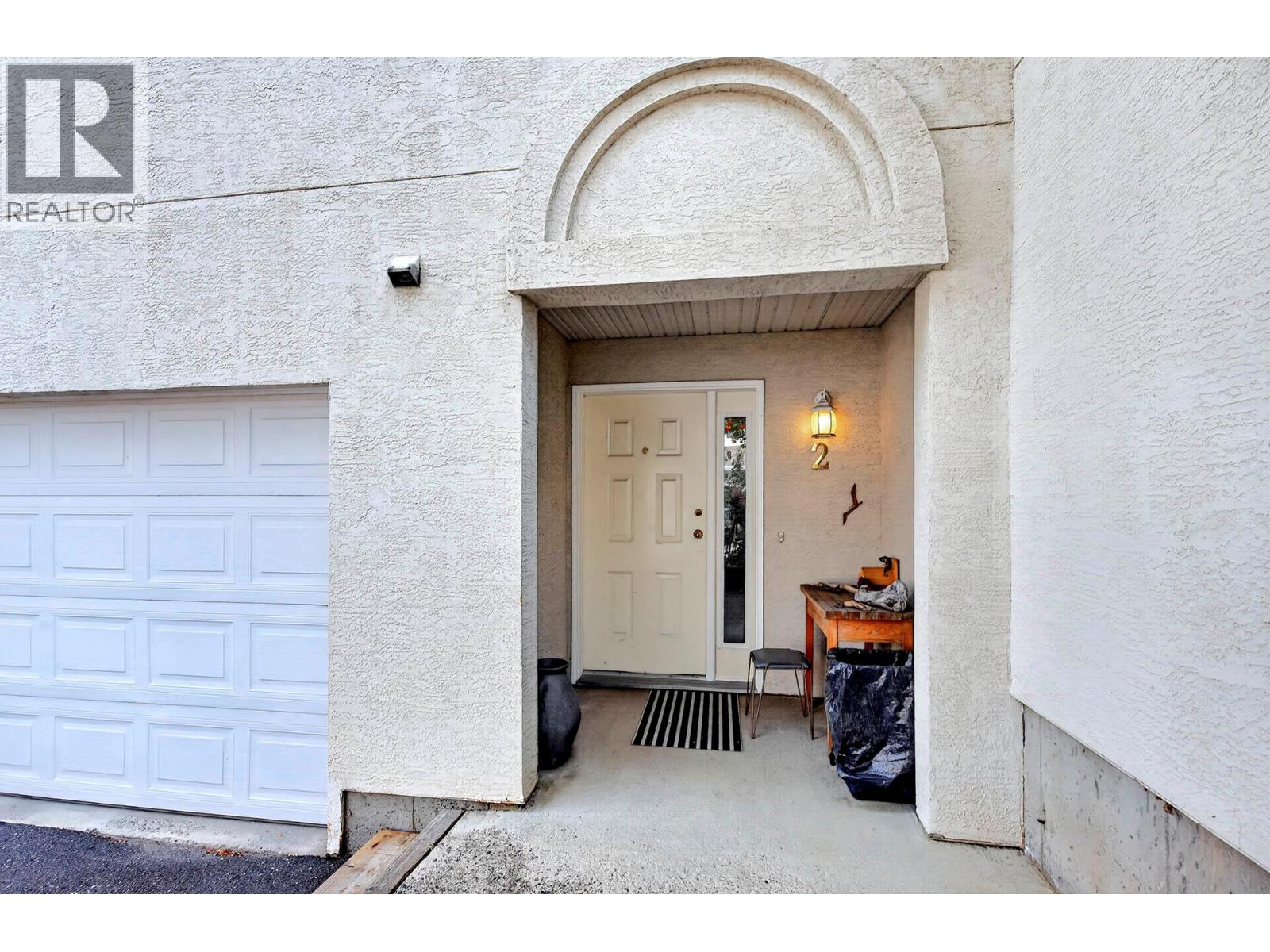 2050 QU'APPELLE Boulevard Unit# 2