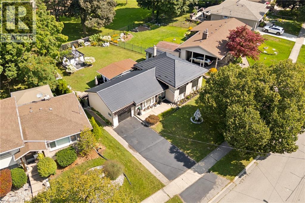 285 STONYBROOK Drive