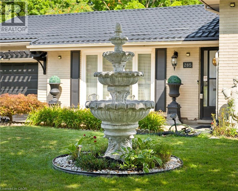 285 STONYBROOK Drive