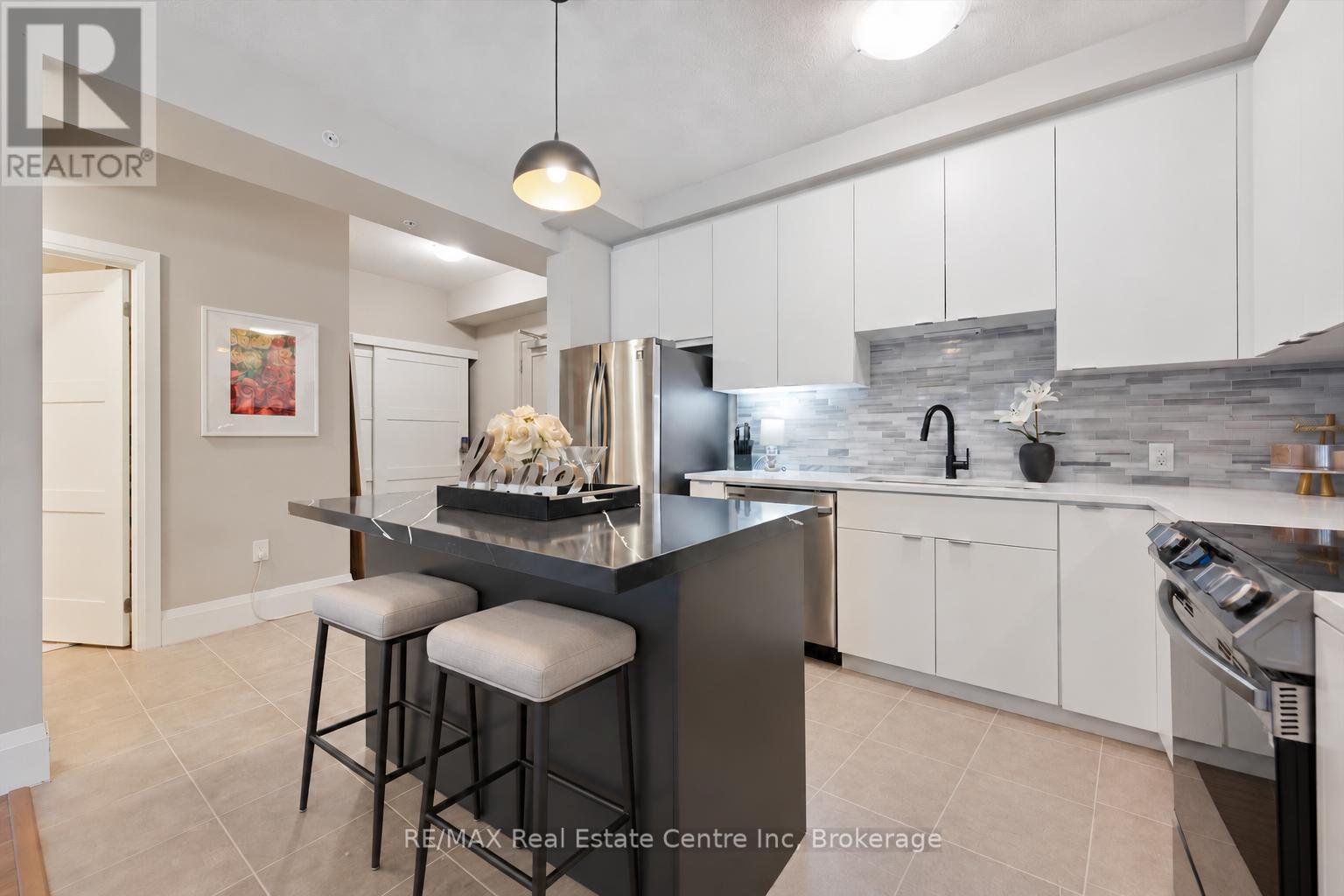 807 - 73 ARTHUR STREET S