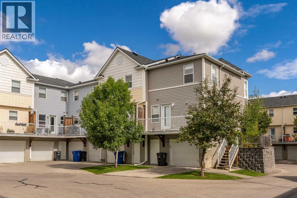 902 Prairie Sound Circle NW