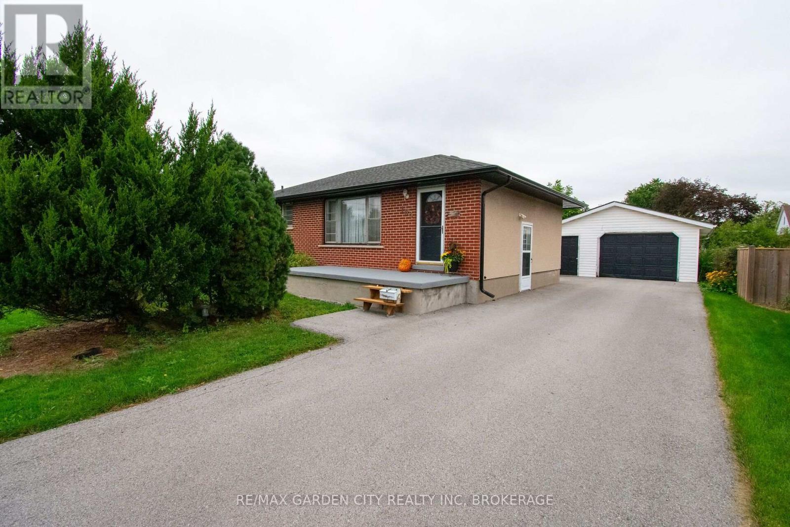 103 KILGOUR AVENUE