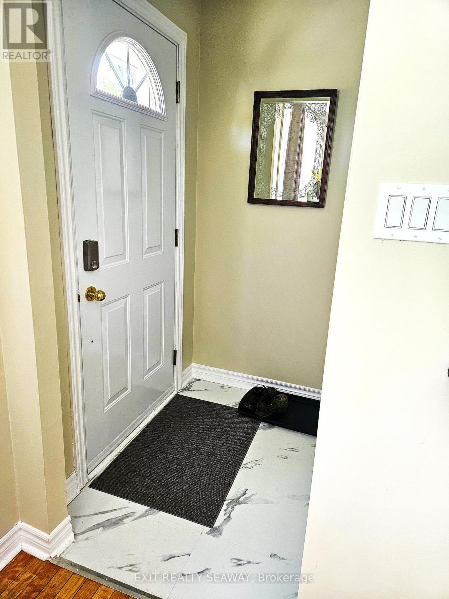 524 ANTHONY STREET - Photo 3