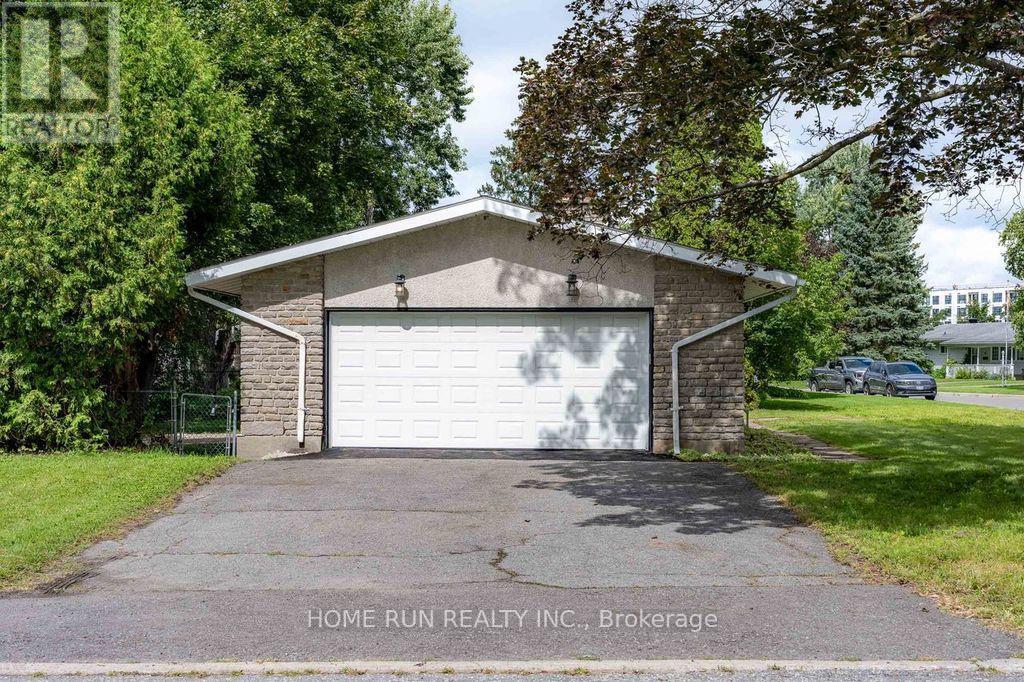 50 ULLSWATER DRIVE