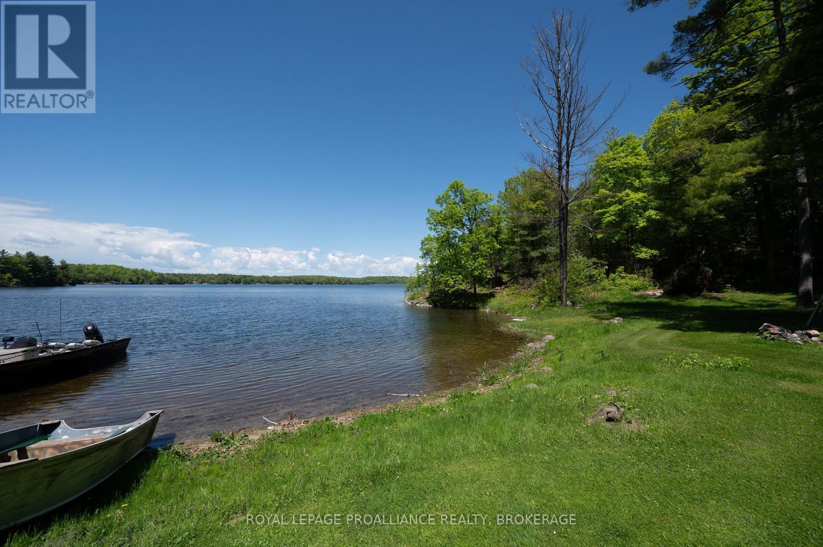 1122 GANANOQUE LAKE ROAD