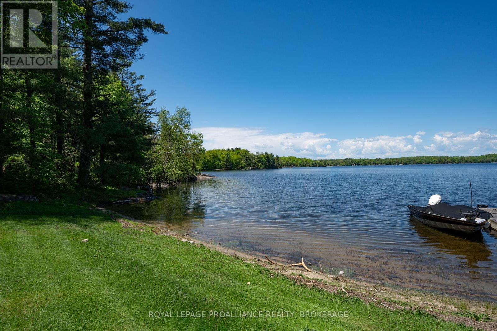 1122 GANANOQUE LAKE ROAD