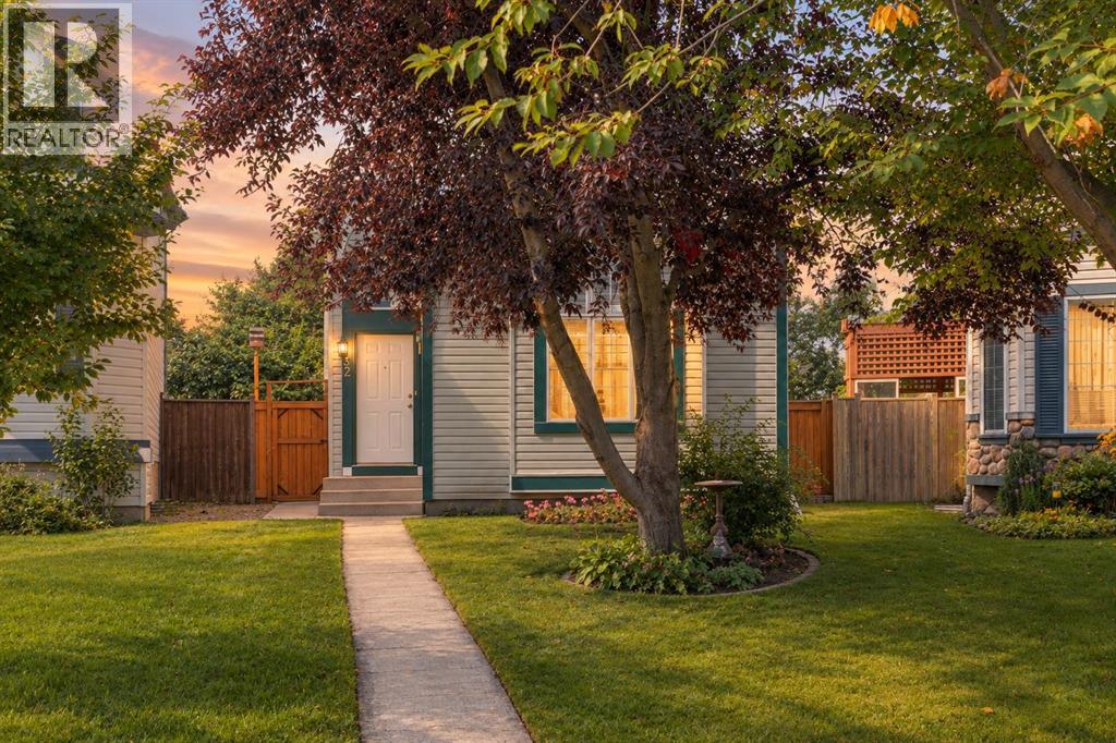 32 Country Hills Mews NW