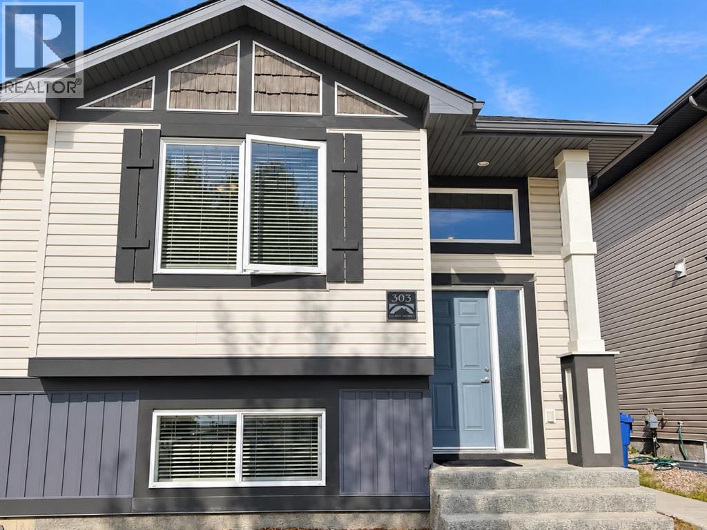 303 Coalbanks Boulevard W