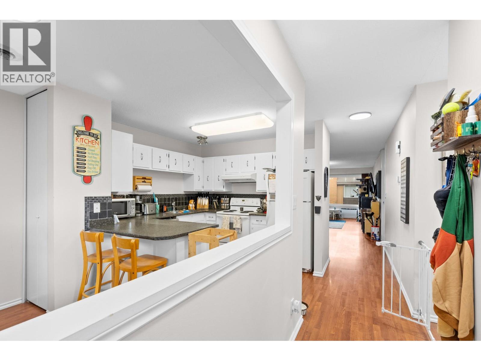 1660 Ufton Court Unit# 203