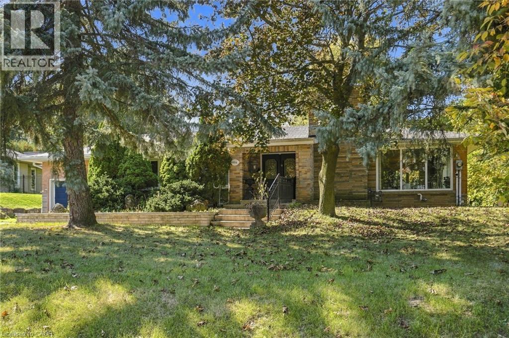 904 MONTGOMERY Drive