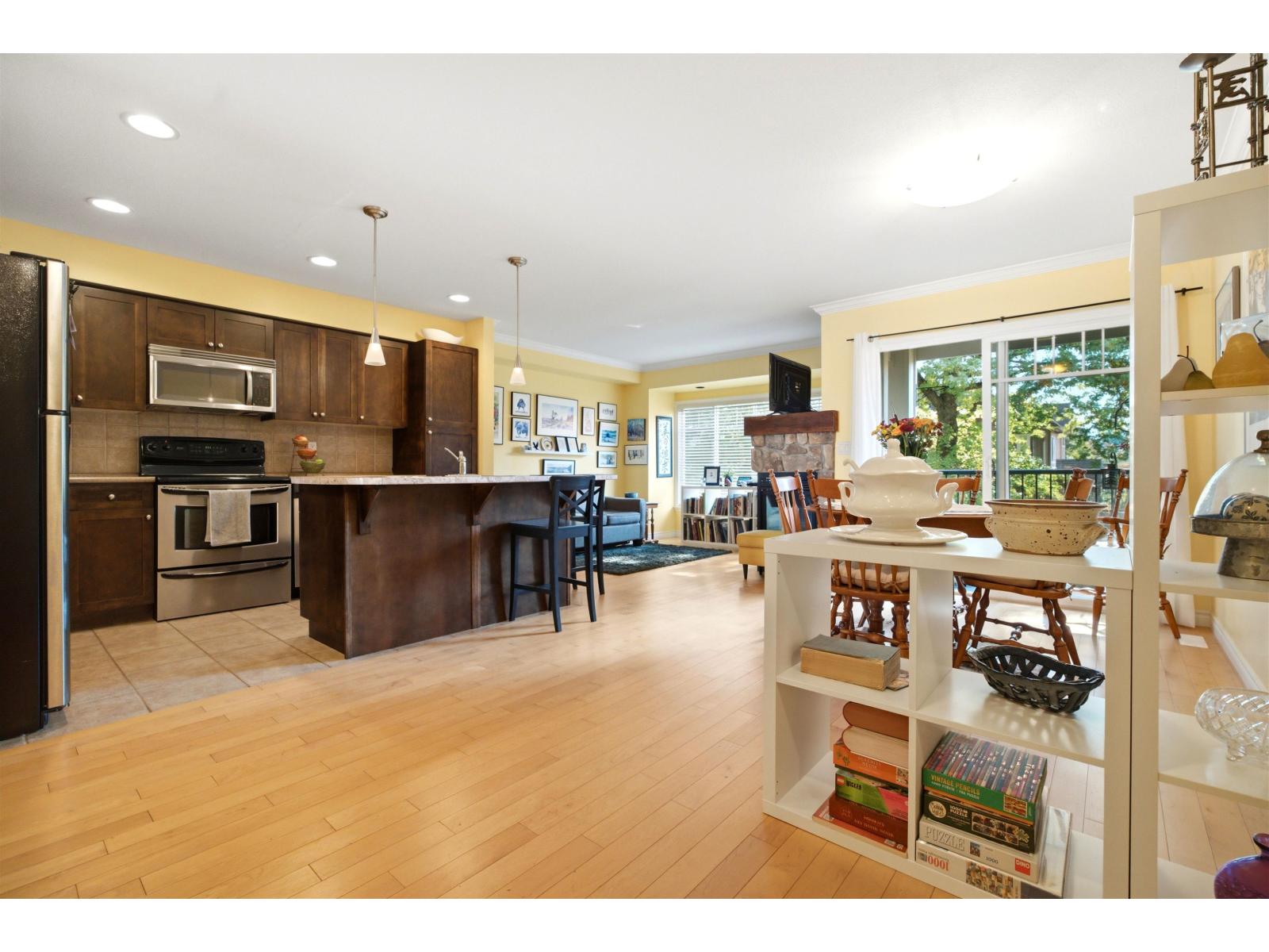 22 45550 SHAWNIGAN CRESCENT, Garrison Crossing