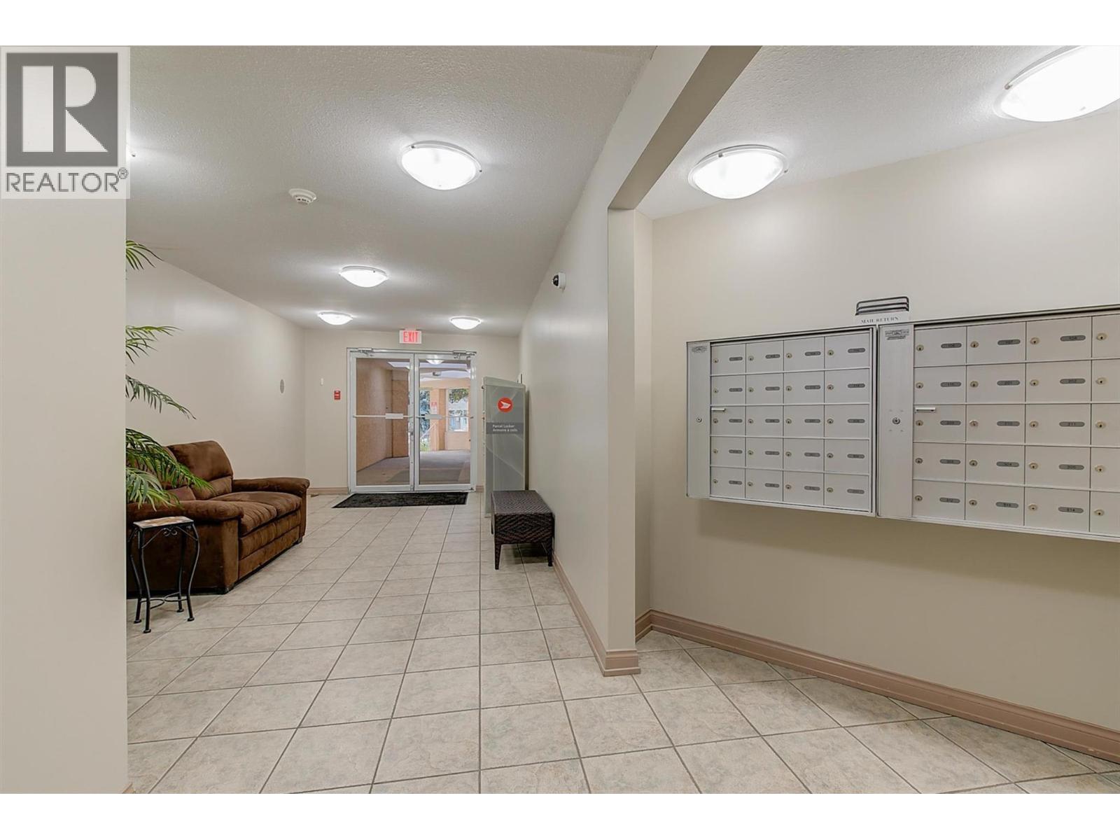 709 Houghton Road Unit# 311