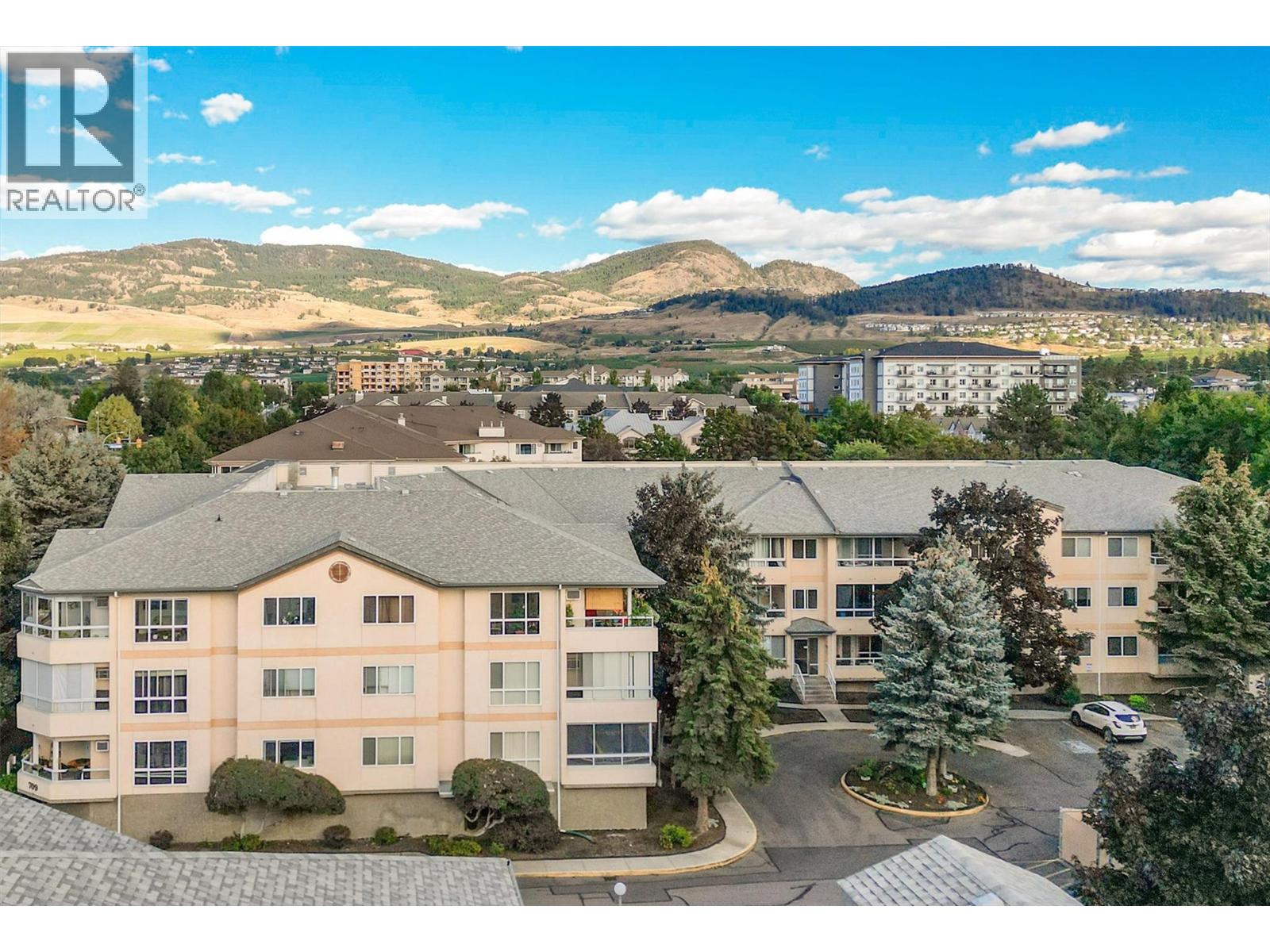 709 Houghton Road Unit# 311