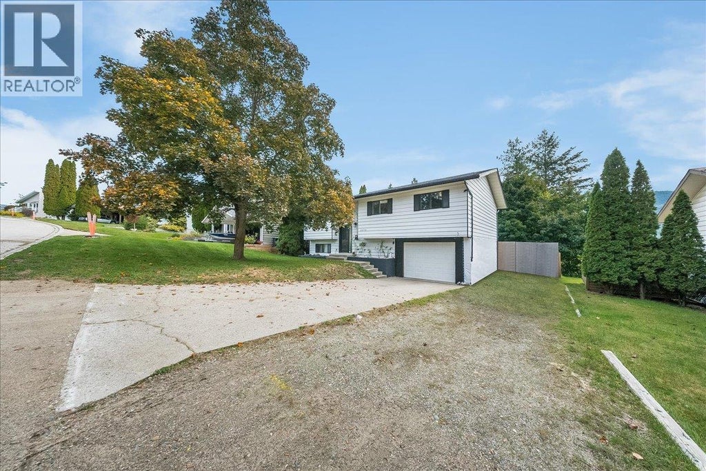 3609 SOUTHRIDGE DRIVE, CASTLEGAR, BC V1N 3X7 - Image 2458271117.jpeg?d=l