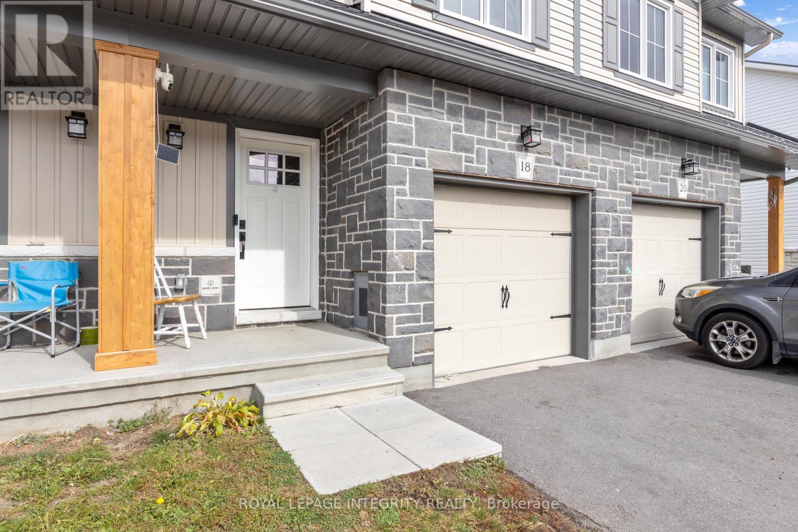 18 MARGARET GRAHAM TERRACE