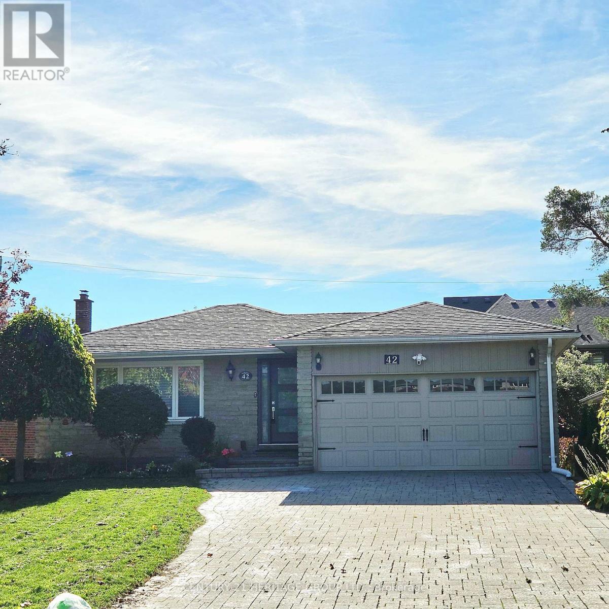 42 FRED VALLEY DRIVE