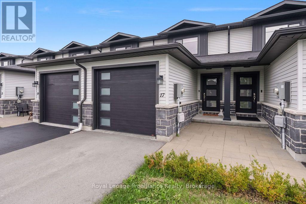 17 DEWAL PLACE