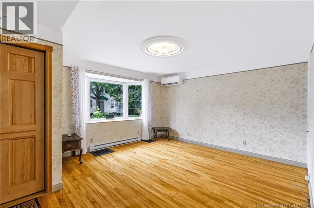 292 Saint John Street - Photo 2