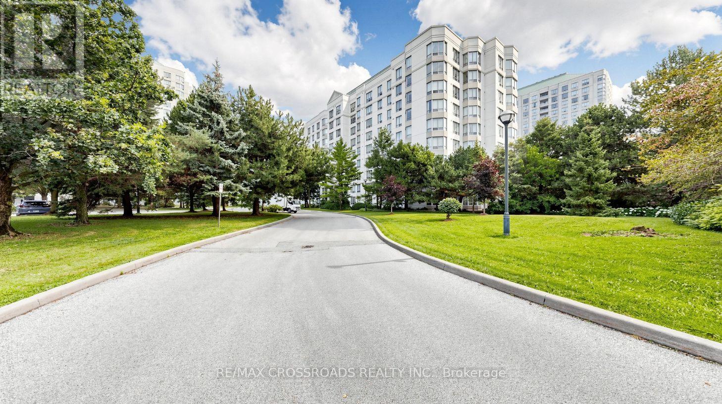 315 - 2628 MCCOWAN ROAD