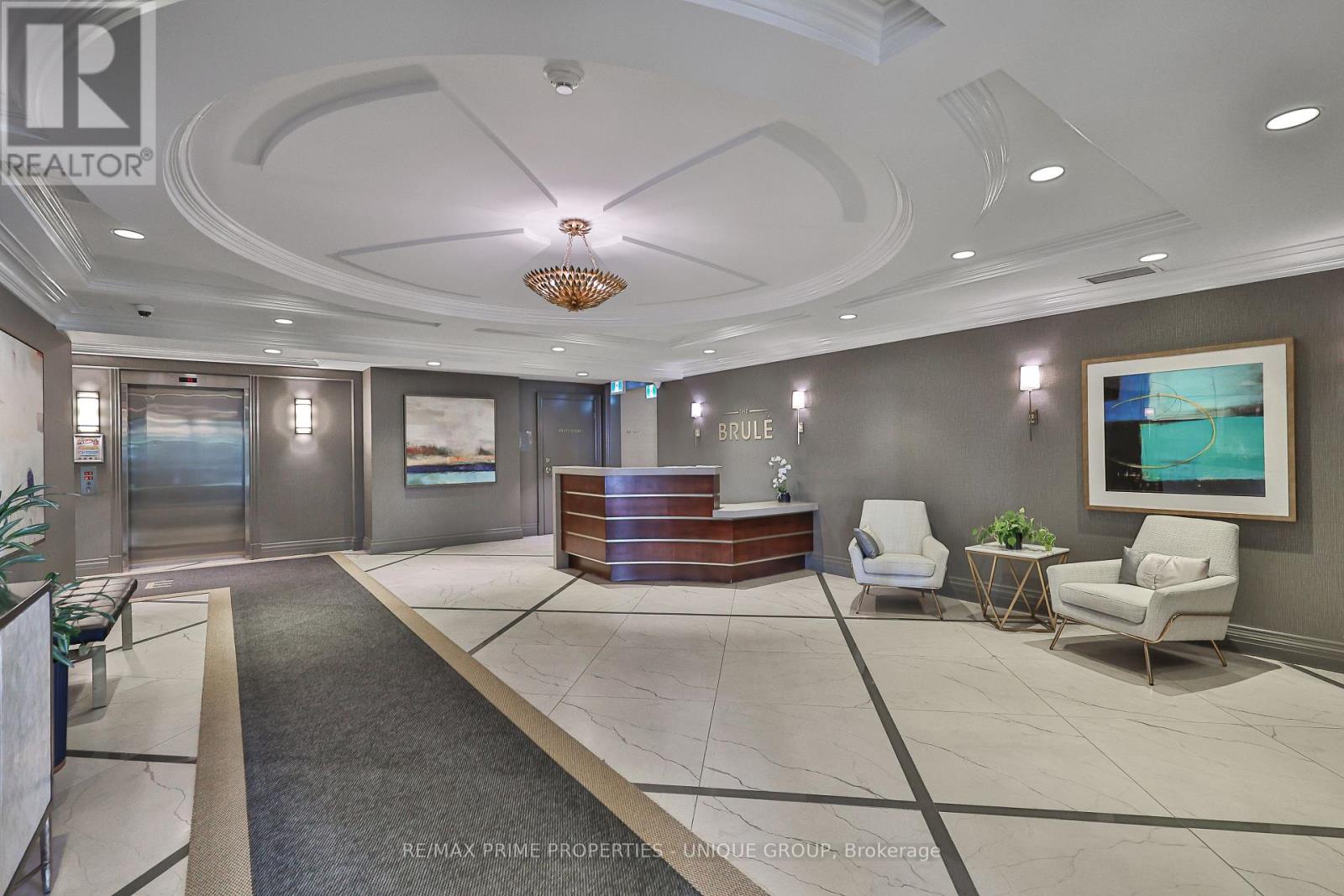 202 - 2511 BLOOR STREET W