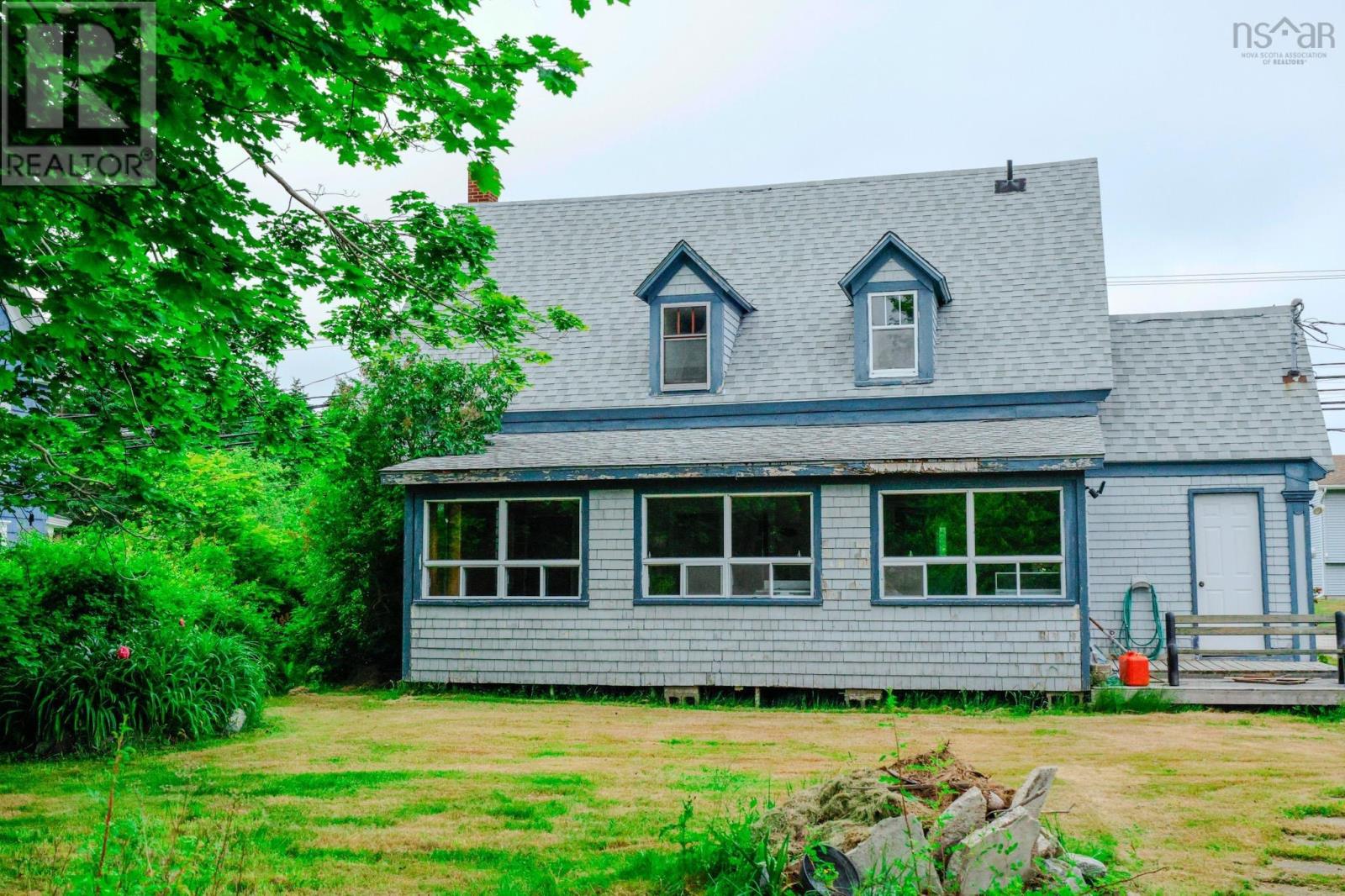 2471 Highway 3 - Photo 3