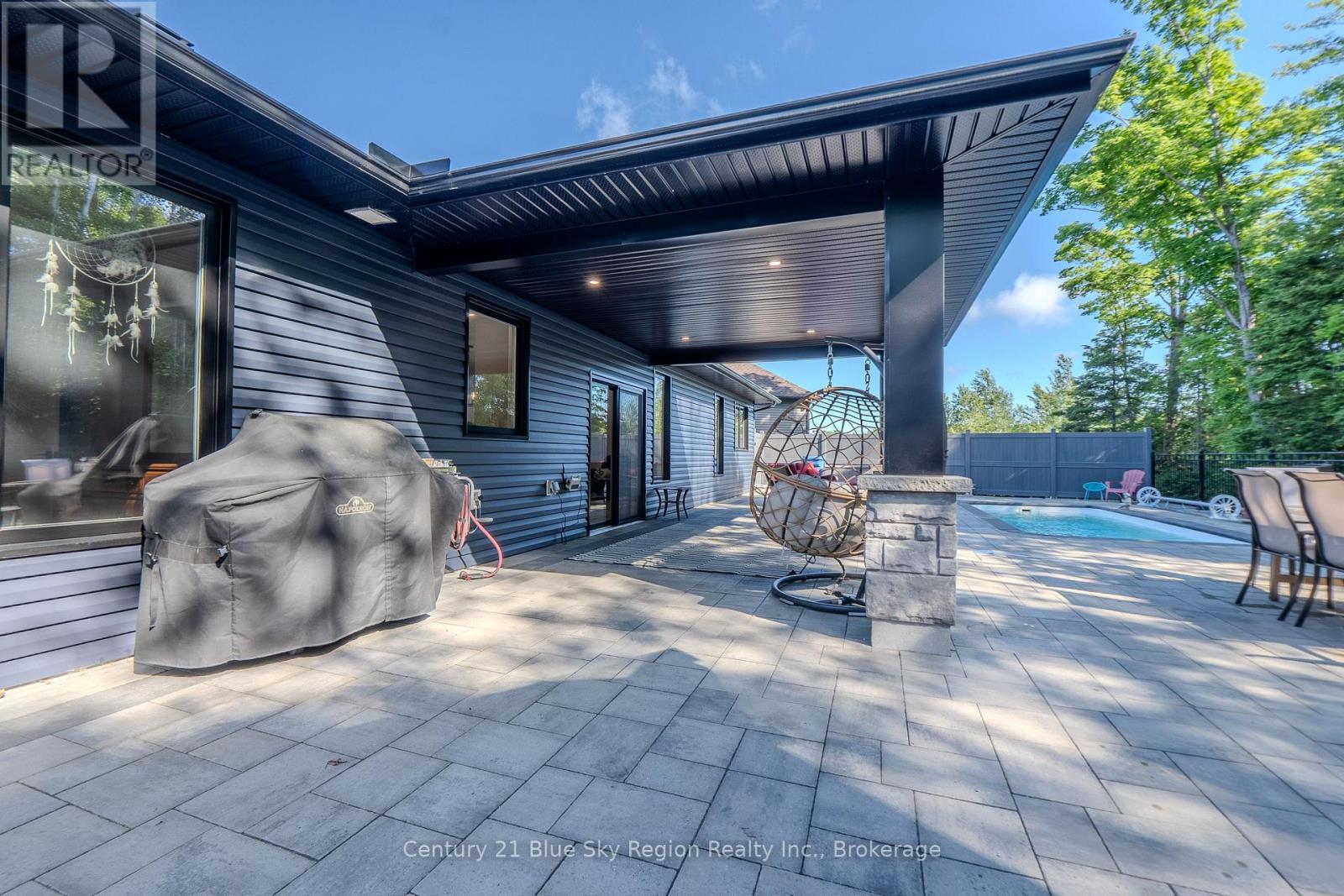 51 WELKIN GROVE